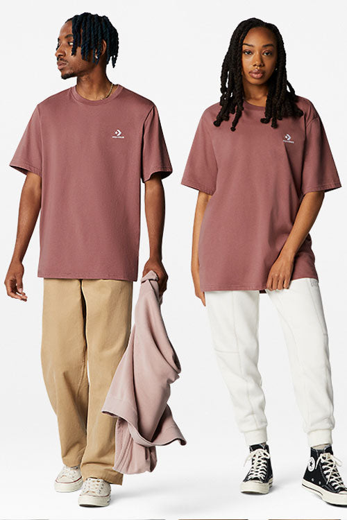 קונברס אולסטאר חולצת טישירט קצרה Chevron בצבע חום אדמדם לנשים וגברים-Converse All Star-XS-נאקו