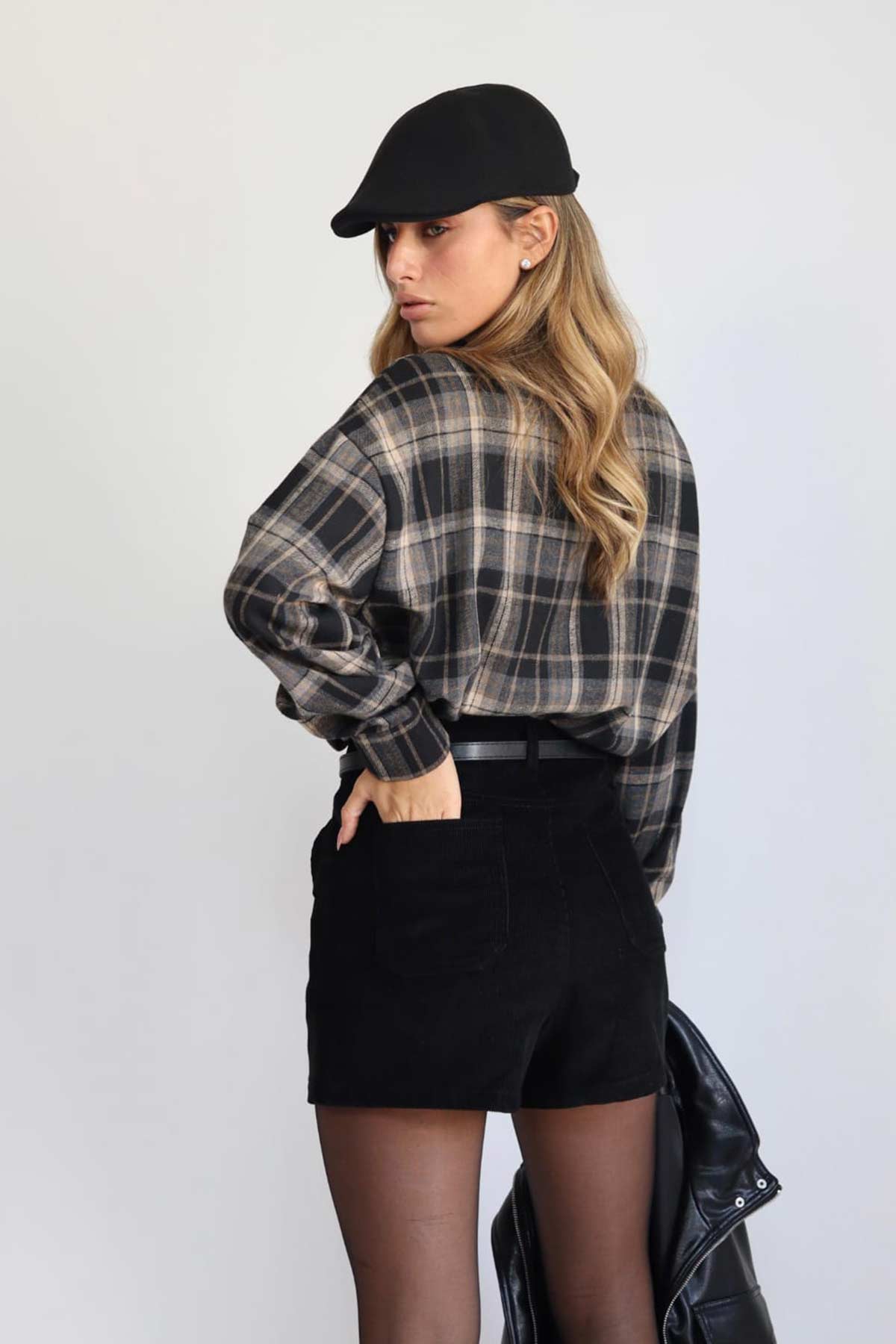 #צבע_שחור