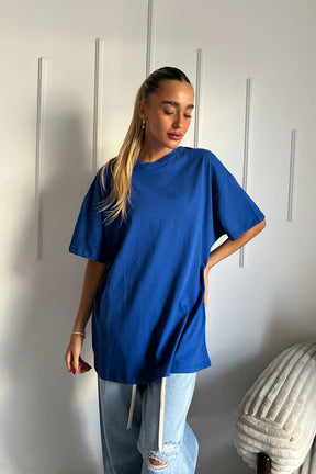 חולצת טי-שירט אובר-סייז אביב בצבע כחול רויאל לנשים-Bombes-One size-נאקו