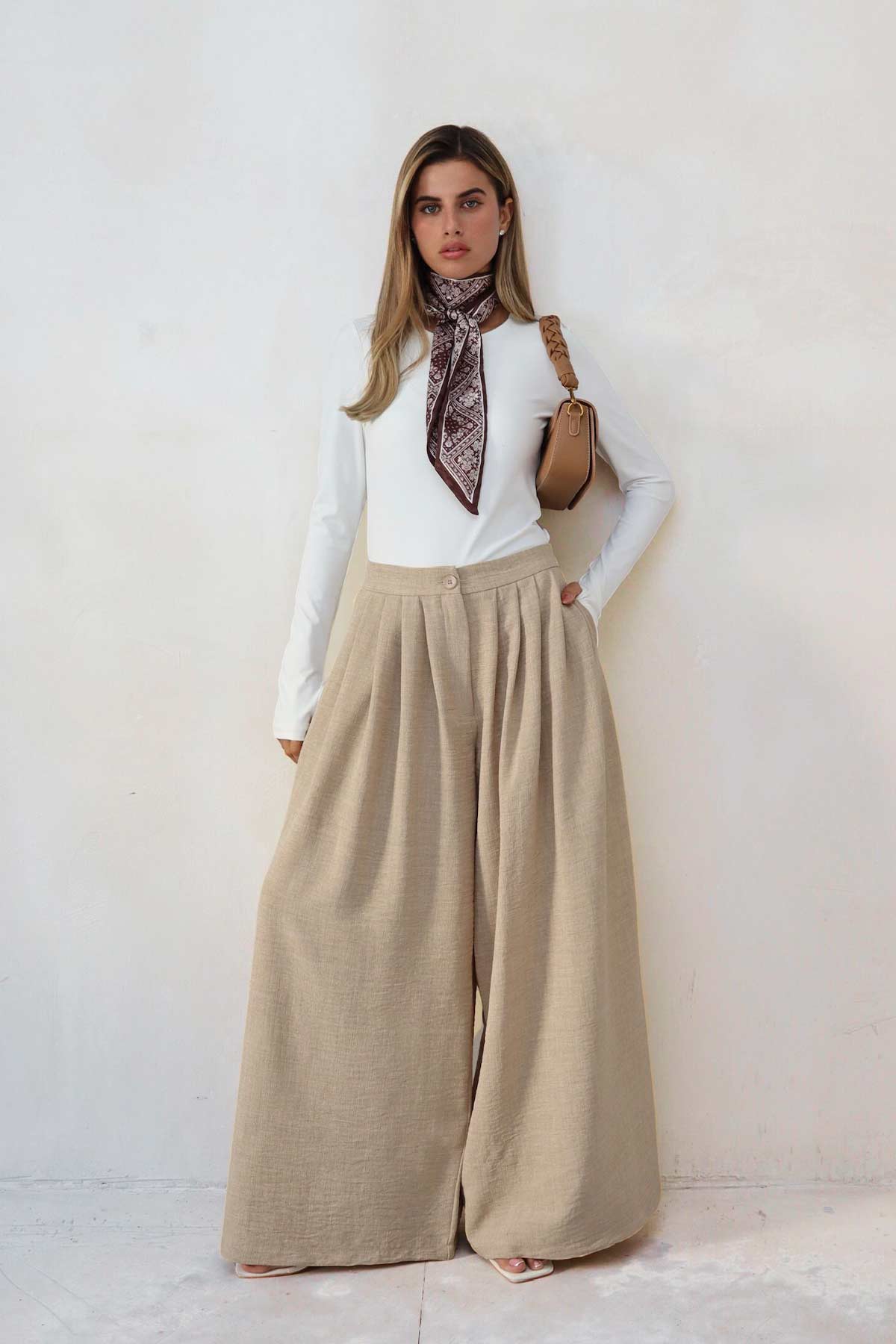 #צבע_חום בהיר