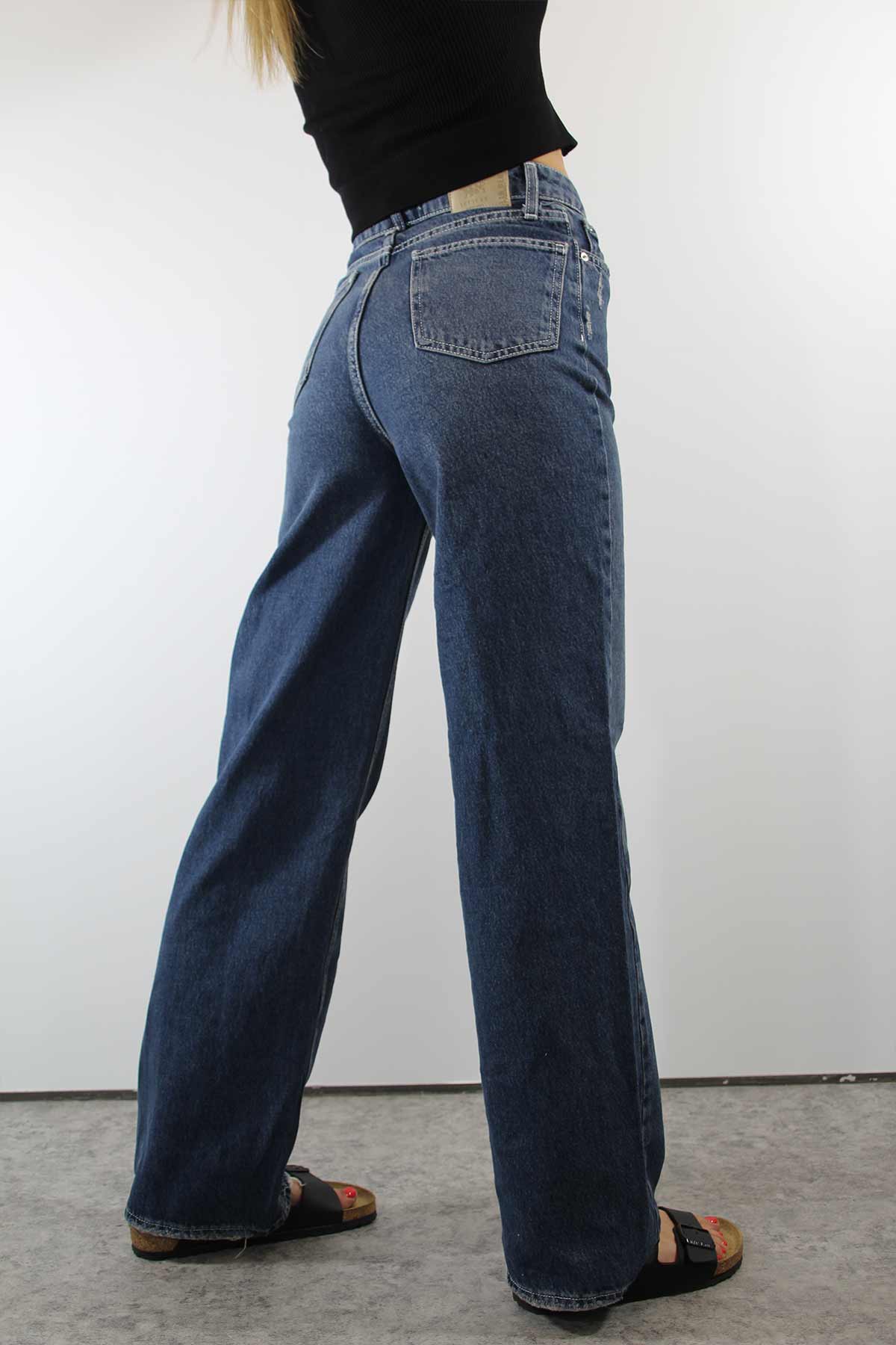 מכנסי ג'ינס טנאיה