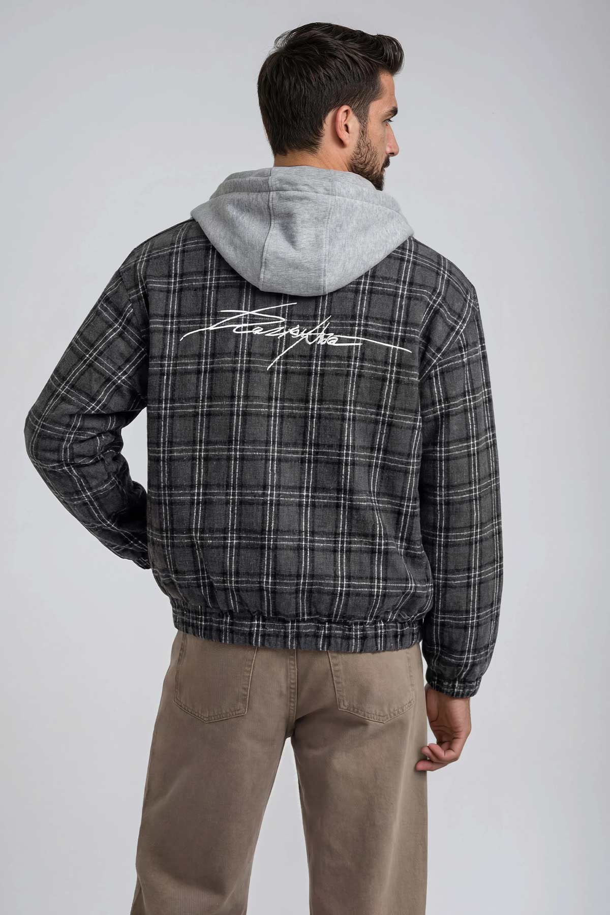 ג׳קט קפוצ׳ון ליאון