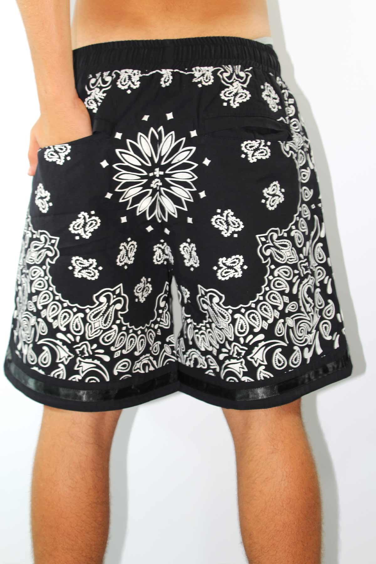 מכנסי ברמודה בנדנה ליאם