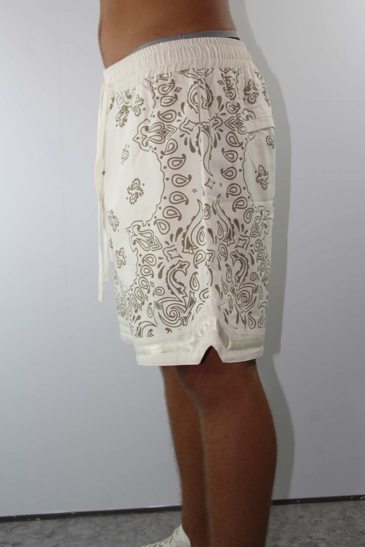 מכנסי ברמודה בנדנה ליאם