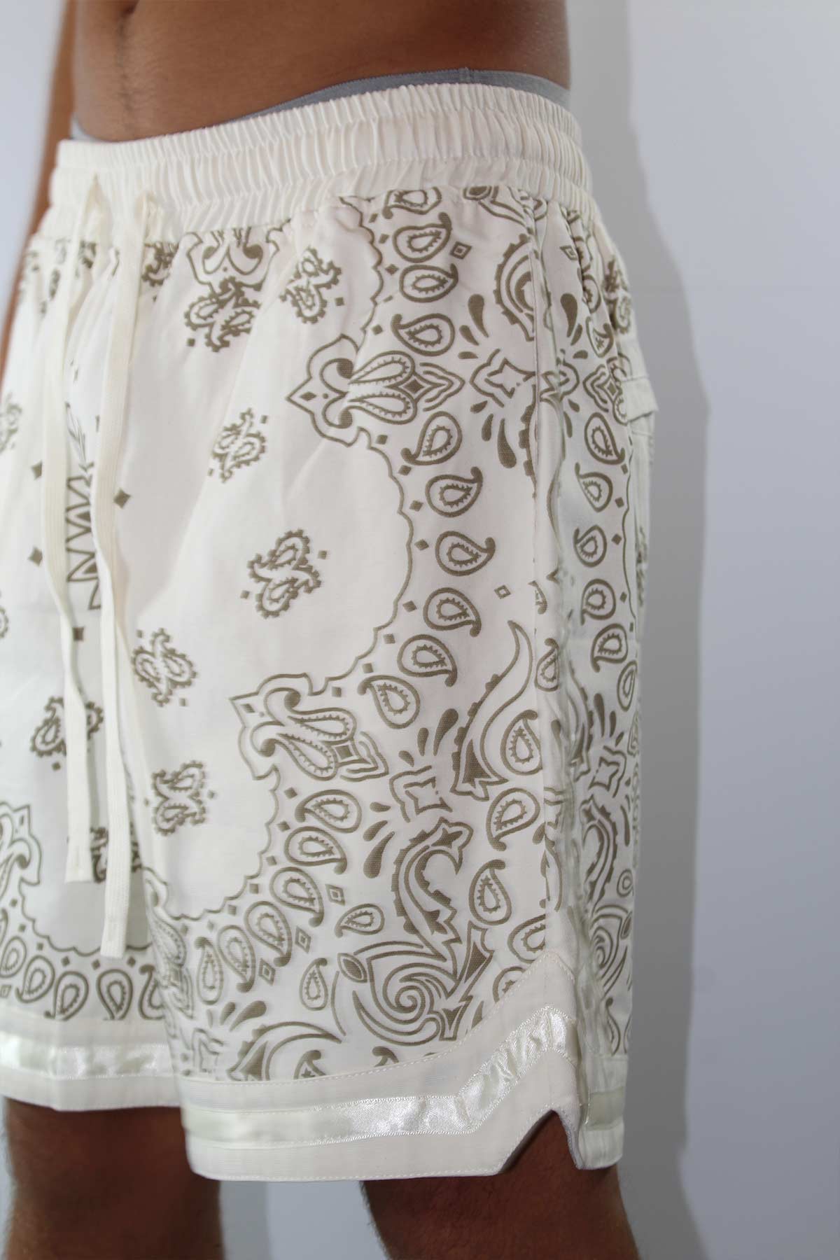 מכנסי ברמודה בנדנה ליאם