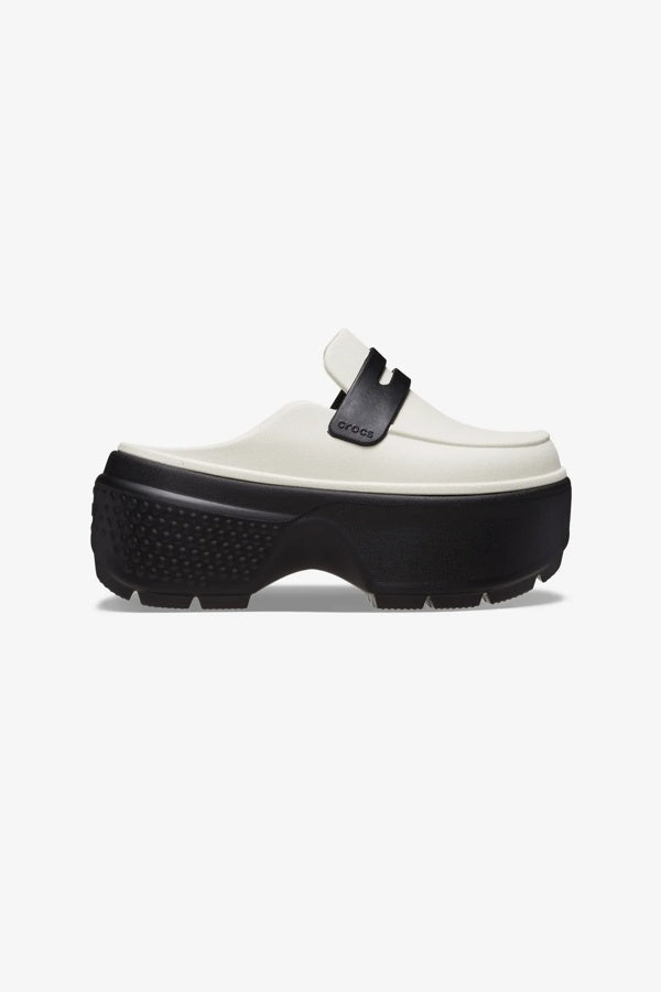 כפכפי מוקסין פלטפורמה קרוקס Stomp Loafer לנשים בצבע לבן/שחור
