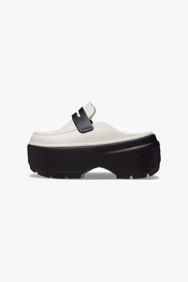 כפכפי מוקסין פלטפורמה קרוקס Stomp Loafer לנשים בצבע לבן/שחור