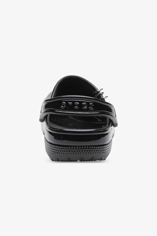 כפכפי קרוקס Classic Studded Clog לנשים בצבע שחור