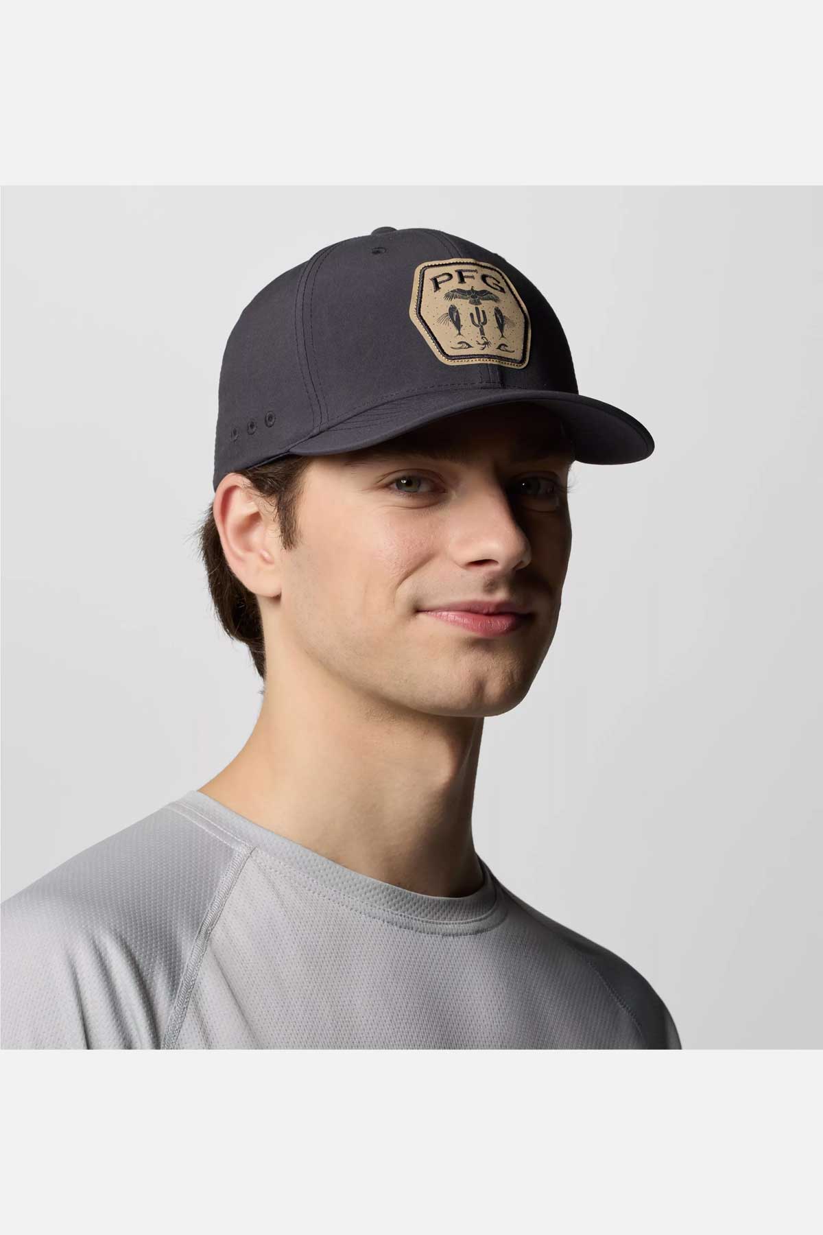 Columbia כובע מצחייה סגור מאחור Pfg Uncharted יוניסקס