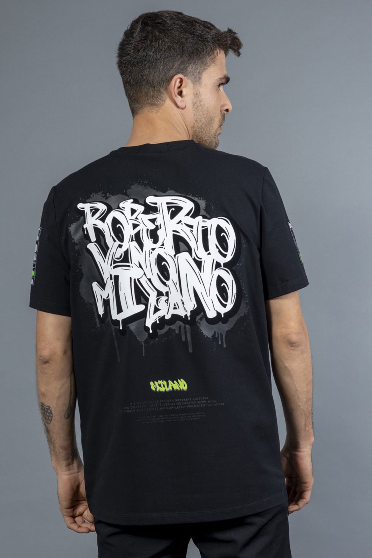 רוברטו וינו חולצת טישירט Vibes בצבע שחור לגברים-Roberto Vino-XS-נאקו