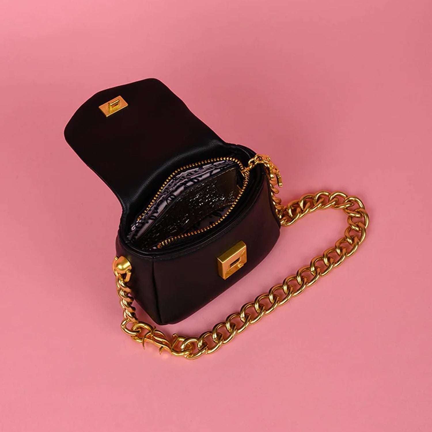 ג'וסי קוטור תיק ערב קטן בצבע שחור-Juicy Couture-One Size-נאקו