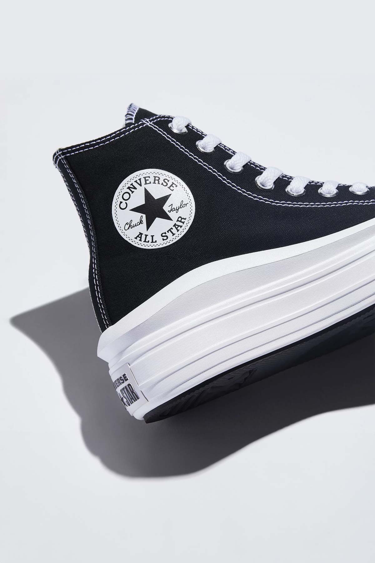 Converse All Star נעלי סניקרס פלטפורמה גבוהות Move בצבע שחור לנשים
