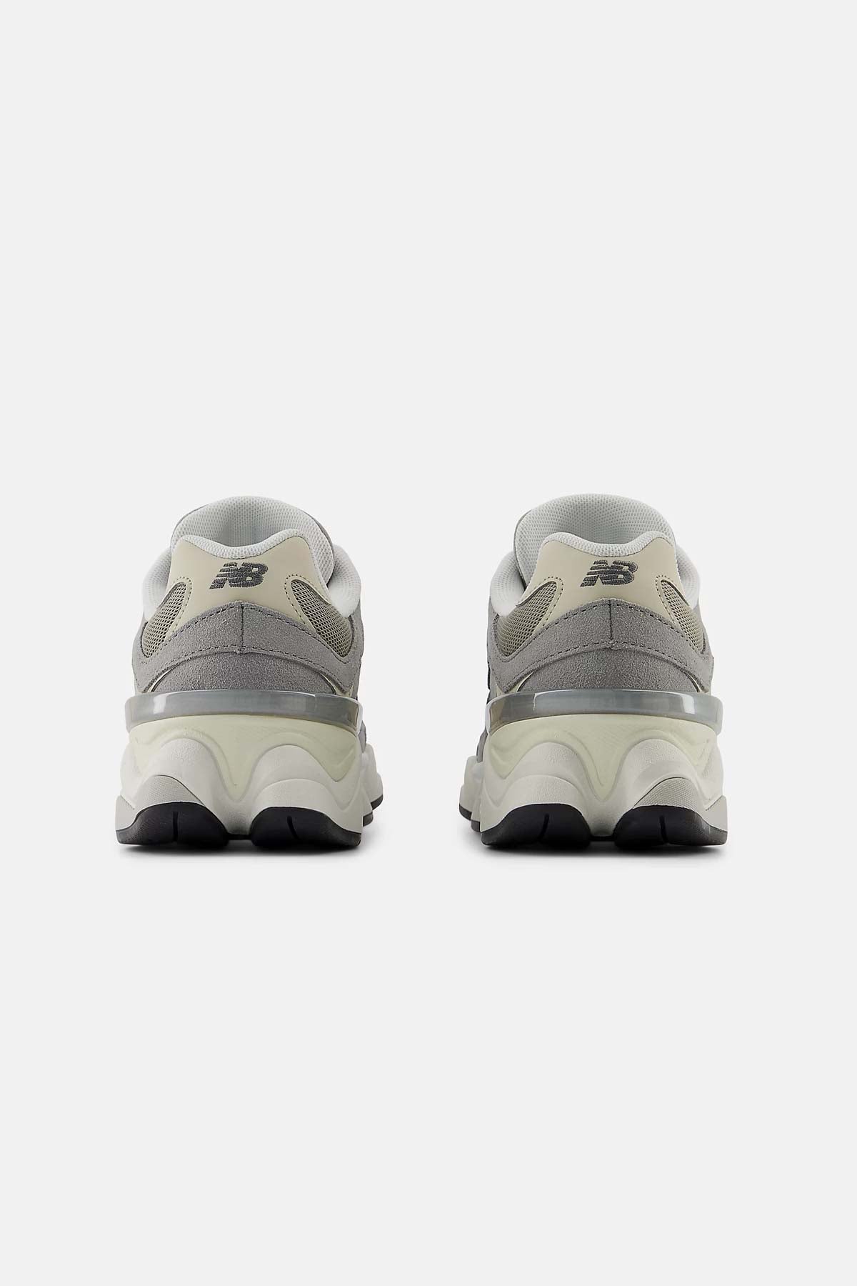New Balance נעלי סניקרס 9060 בצבע אפור לנערים ולנשים
