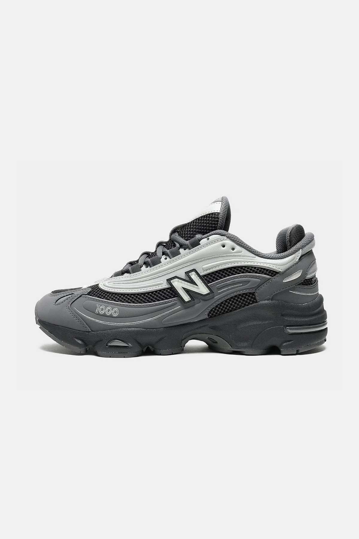 New Balance נעלי סניקרס 1000 בצבע שחור-אפור יוניסקס