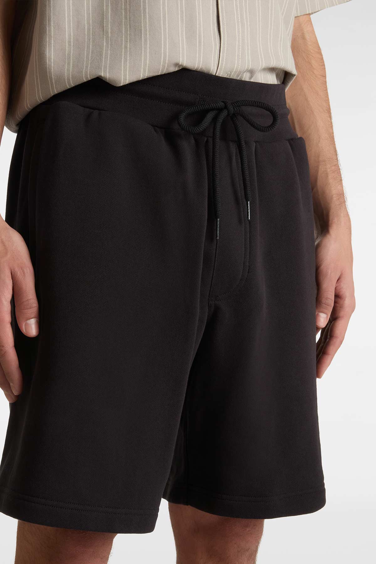 מכנסי שורט כותנה ואנס Premium Fleece לגברים