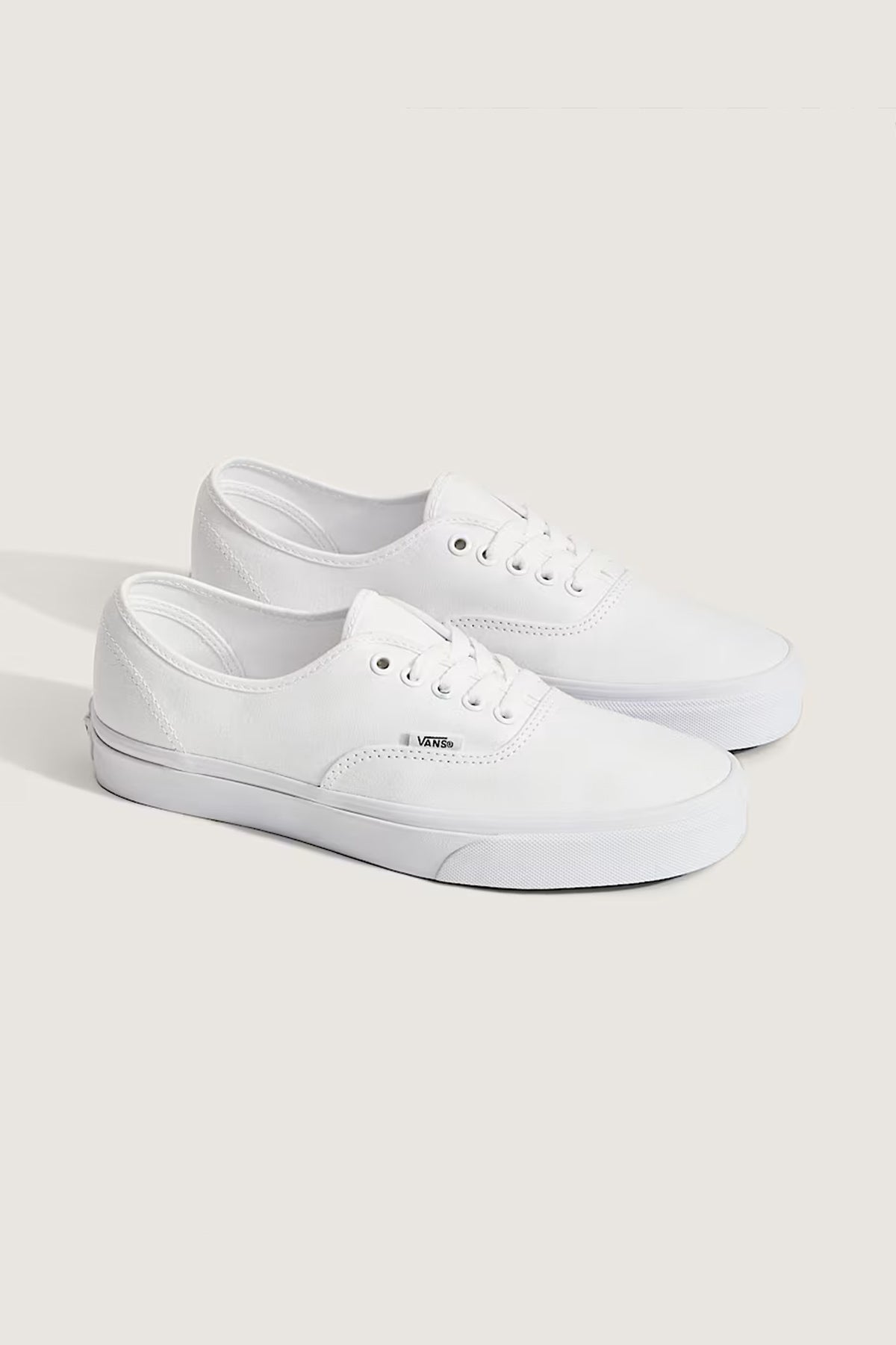 Vans סניקרס ואנס אותנטיק Authentic בצבע לבן לנשים ולגברים