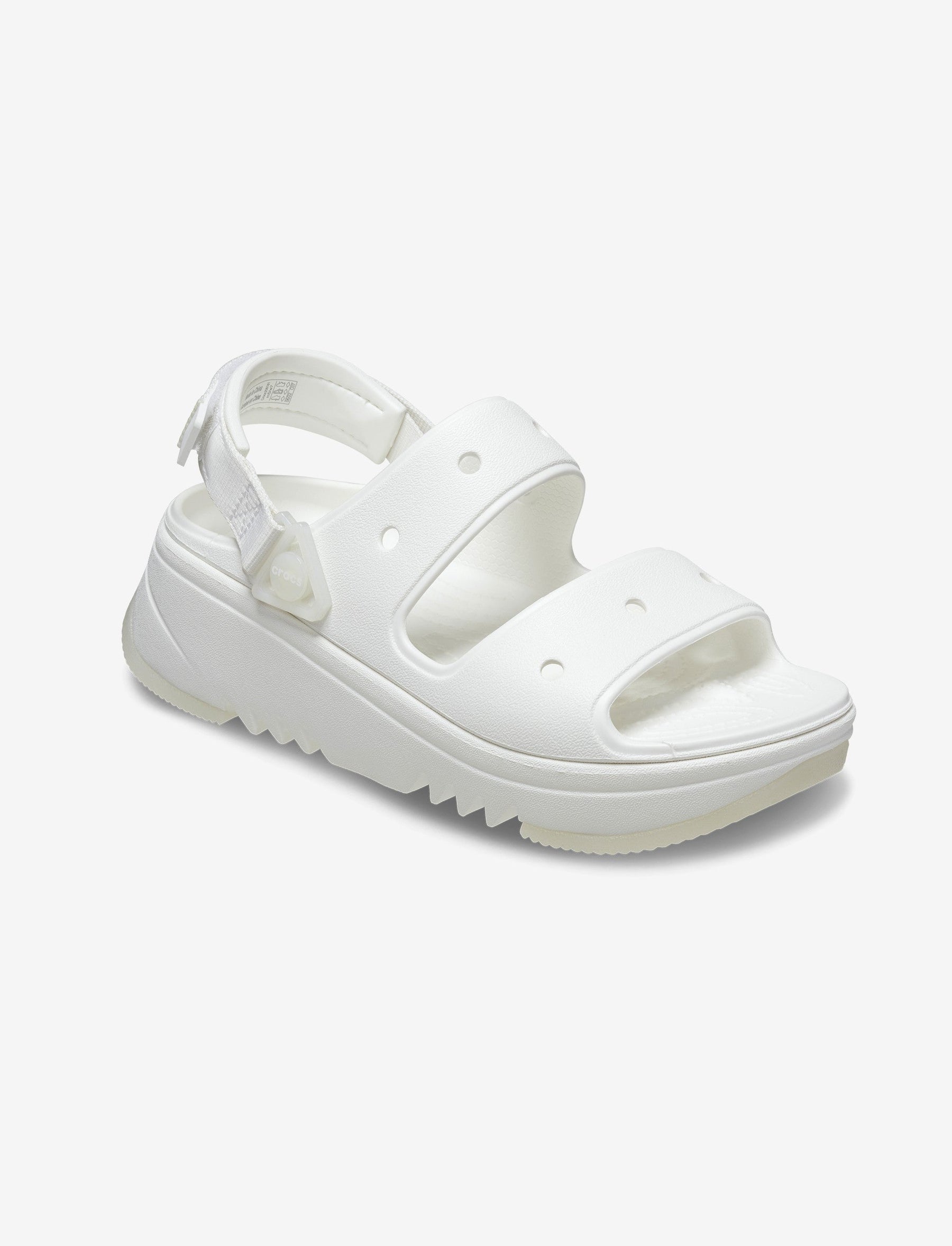 Crocs Classic Hiker Xscape Sandal - נעלי פלטפורמה קרוקס לנשים בצבע לבן-Crocs-36-37-נאקו