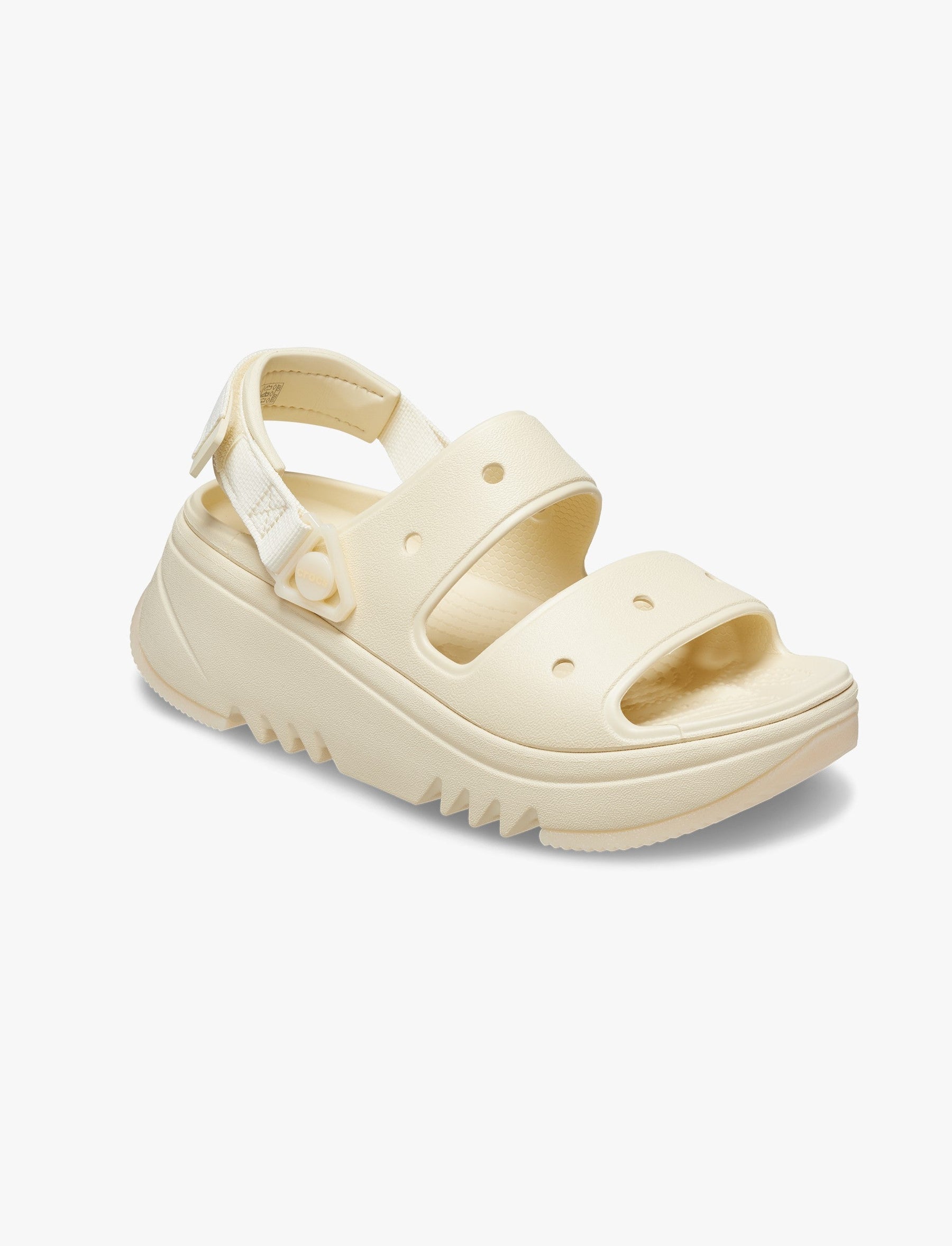 Crocs Classic Hiker Xscape Sandal - נעלי פלטפורמה קרוקס לנשים בצבע וניל קרוקס-Crocs-36-37-נאקו