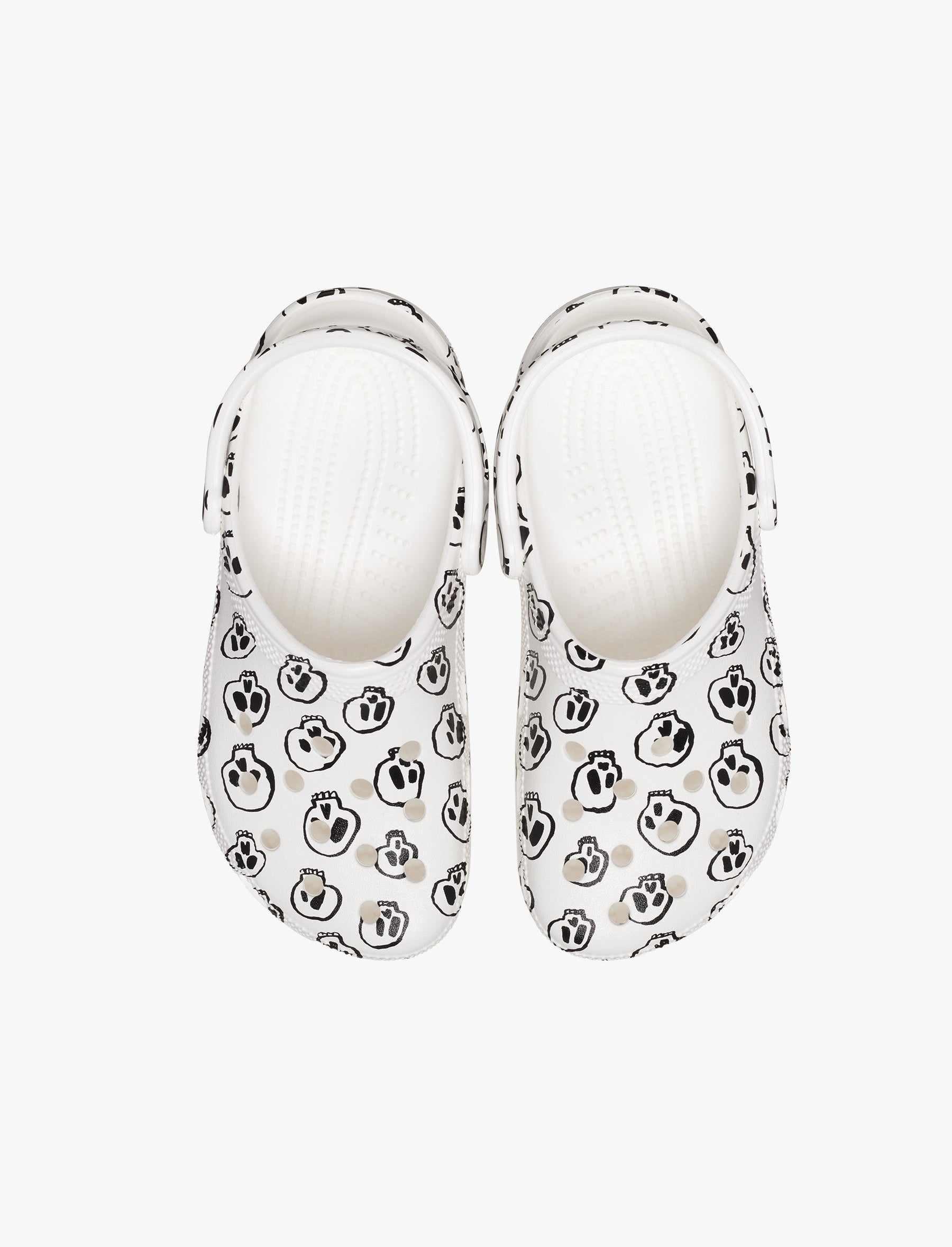 Crocs Classic Skull Print Clog - כפכפי קרוקס בהדפס גולגולות בצבע לבן/שחור-Crocs-37-38-נאקו