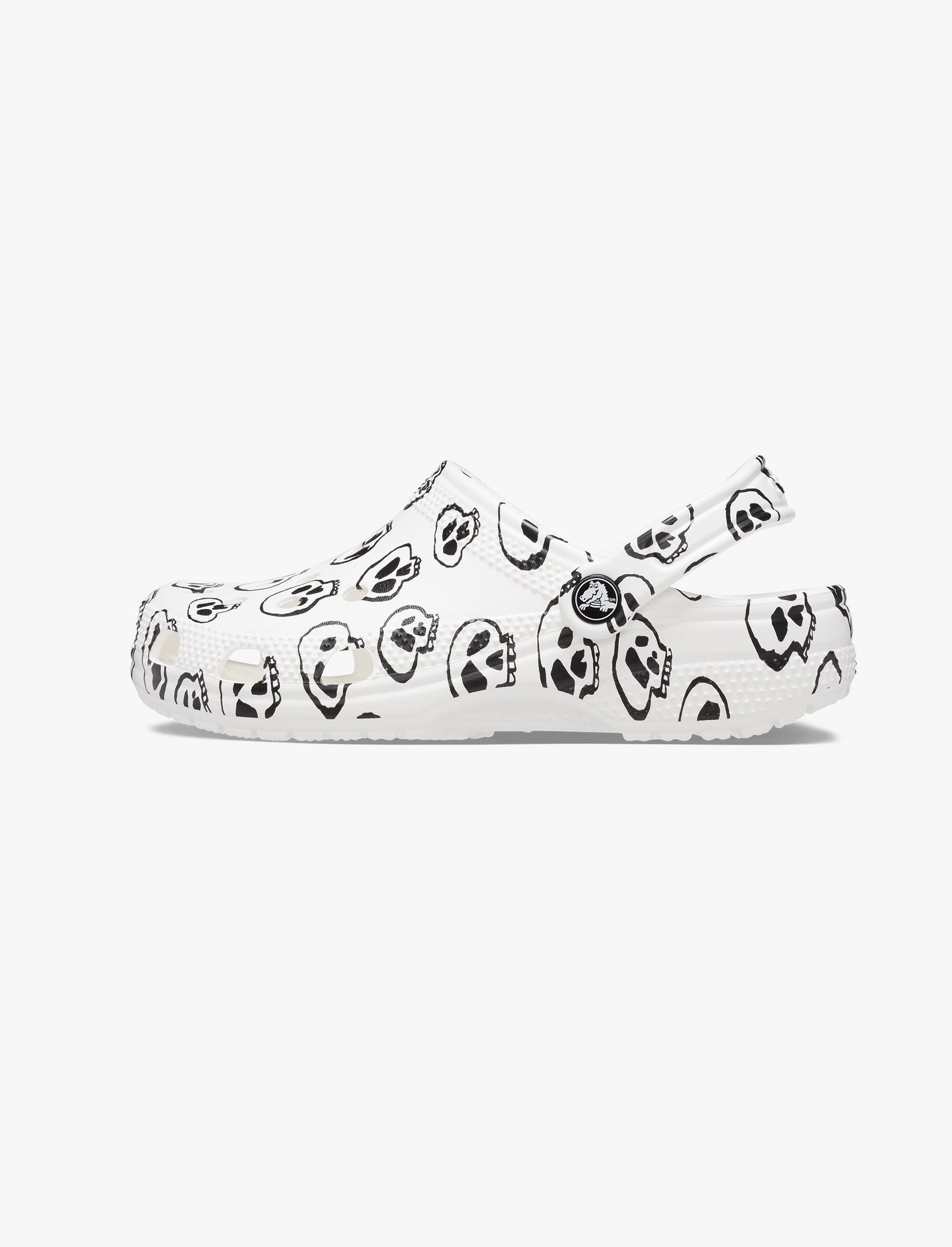 Crocs Classic Skull Print Clog - כפכפי קרוקס בהדפס גולגולות בצבע לבן/שחור-Crocs-37-38-נאקו