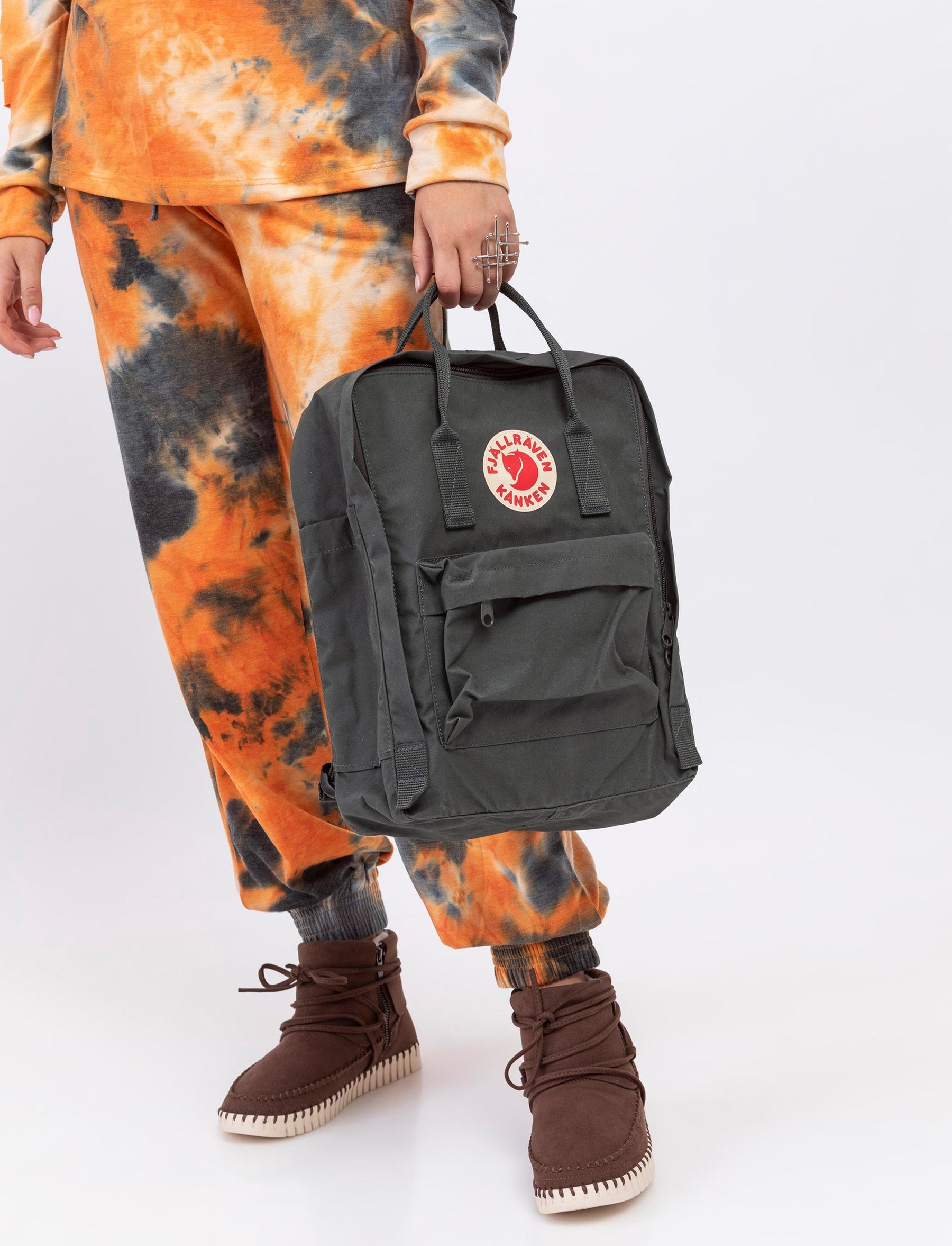 Fjallraven Kanken Classic - תיק גב קלאסי קאן קן 16 ליטר בצבע KN פורסט-Kanken-One Size-נאקו