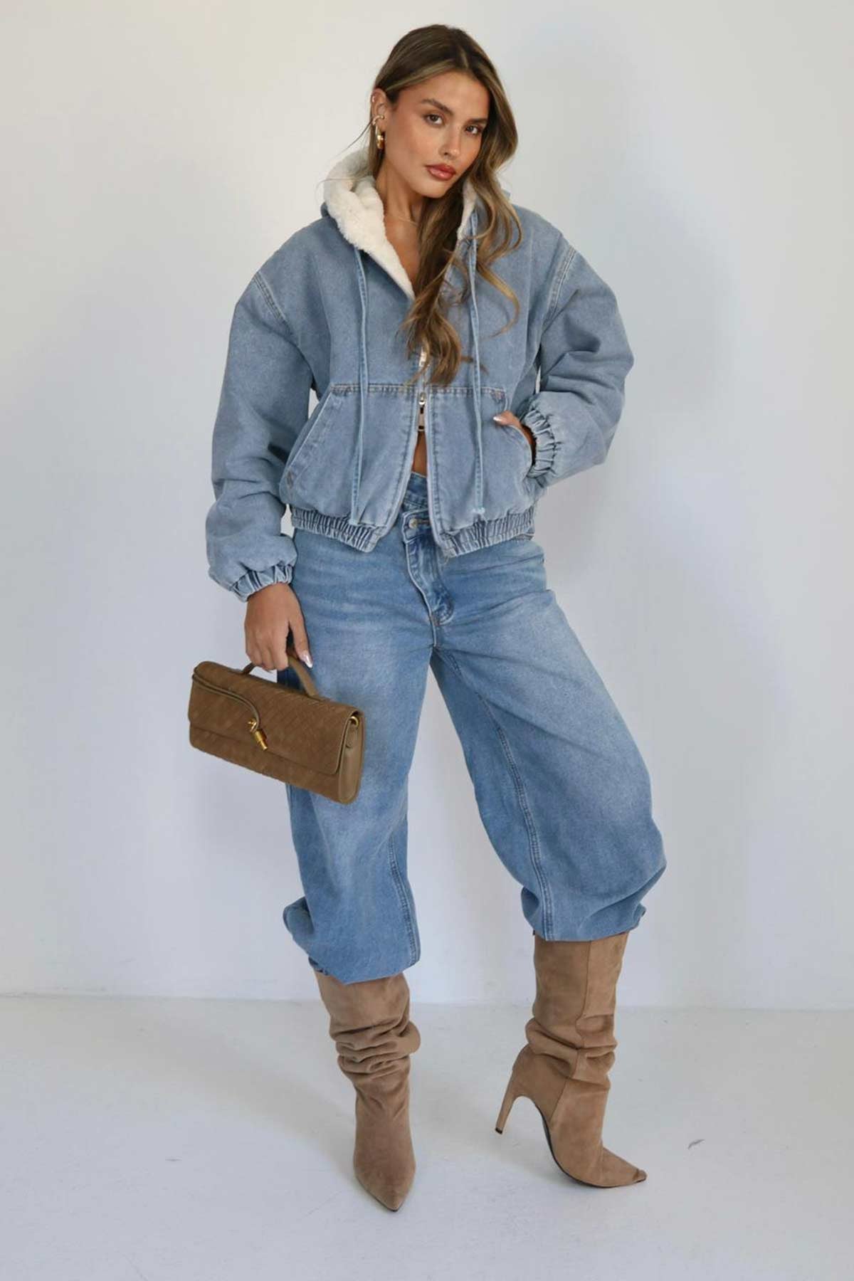 ג׳קט ג׳ינס גוני