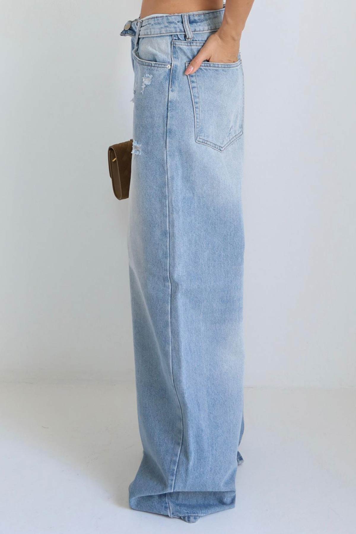 מכנסי ג׳ינס אלכסה