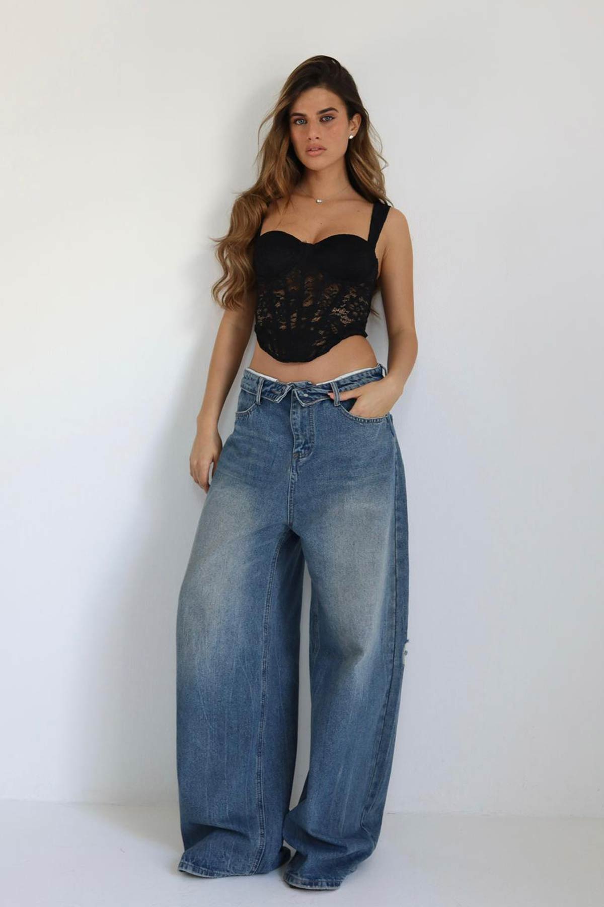 מכנסי ג׳ינס אלכסה