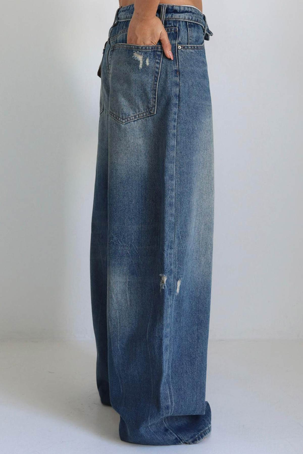 מכנסי ג׳ינס אלכסה