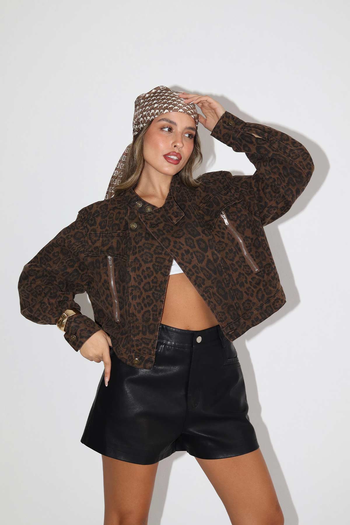 ג'קט ג'ינס לורן מנומר