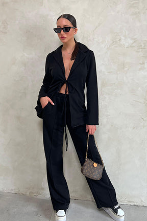 חליפת ג'קט קשירה ומכנס מחויט בצבע שחור-Miss D-One Size-נאקו