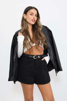 מכנס שורט וחגורה ג'סי