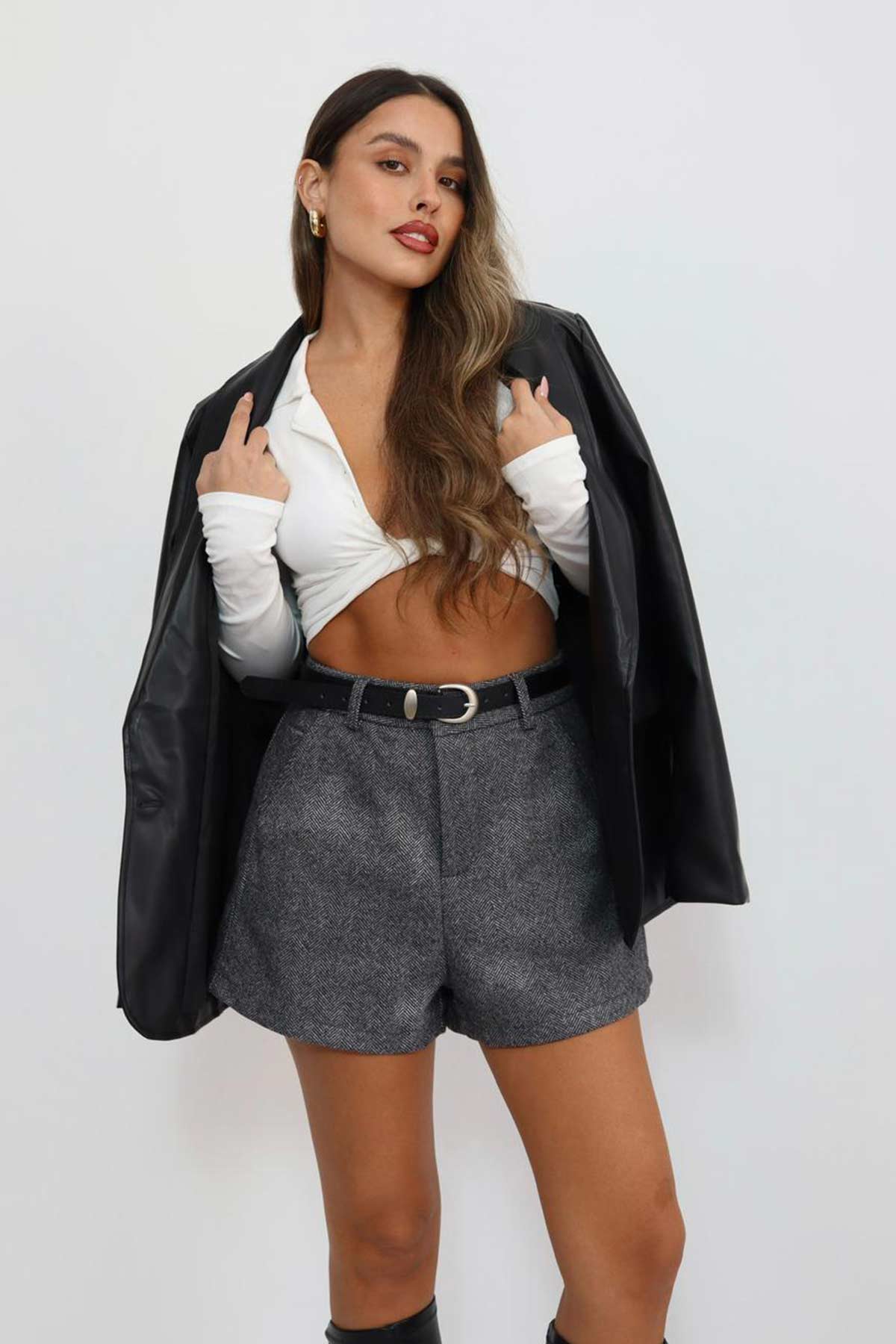 מכנס שורט וחגורה ג'סי