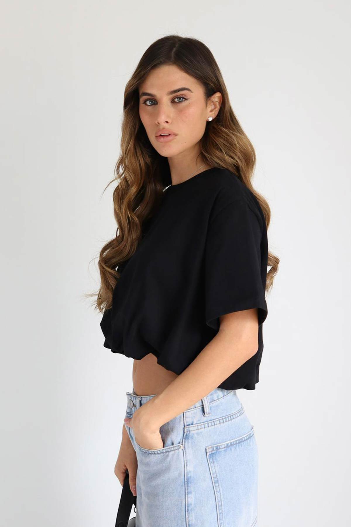 חולצת קרופ גולדי