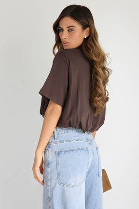 חולצת קרופ גולדי