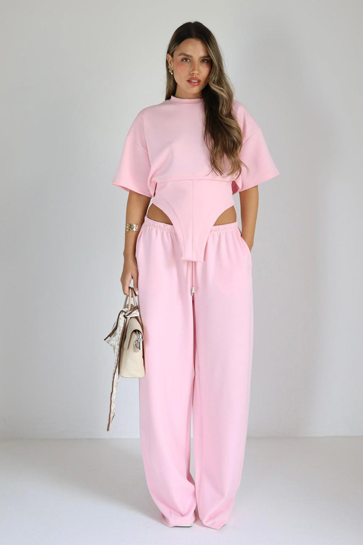 #צבע_ורוד בהיר