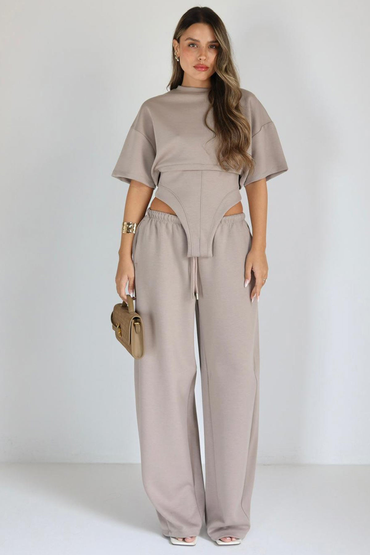 #צבע_חום בהיר