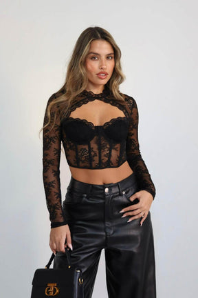 טופ תחרה הירו