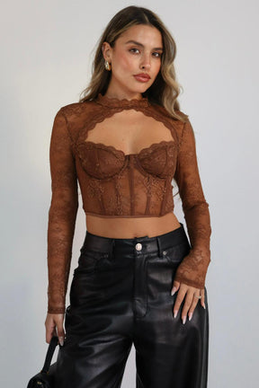 טופ תחרה הירו