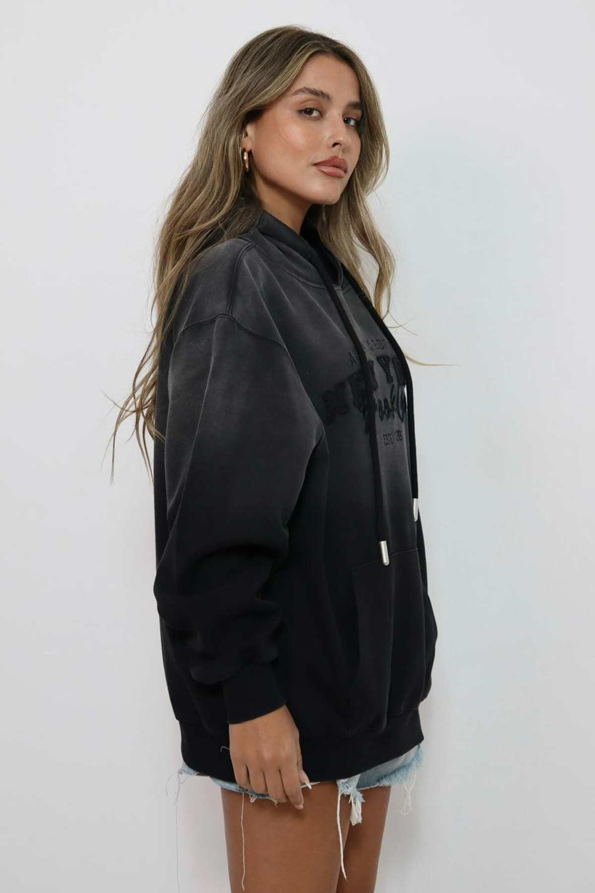 סווטשירט קפוצ׳ון אוברסייז גוד-וואן