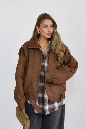 ג׳קט ג׳מס ביאטריס