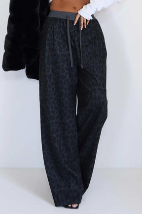 מכנסיים מנומרים ביסט