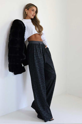 מכנסיים מנומרים ביסט