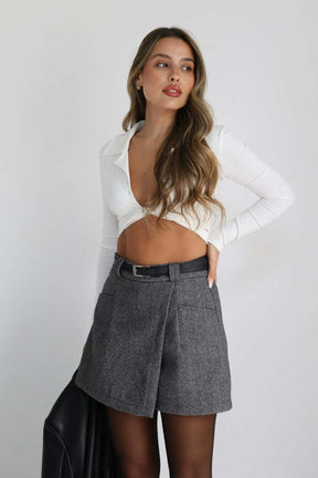 שורט חצאית אסימטרי לילה