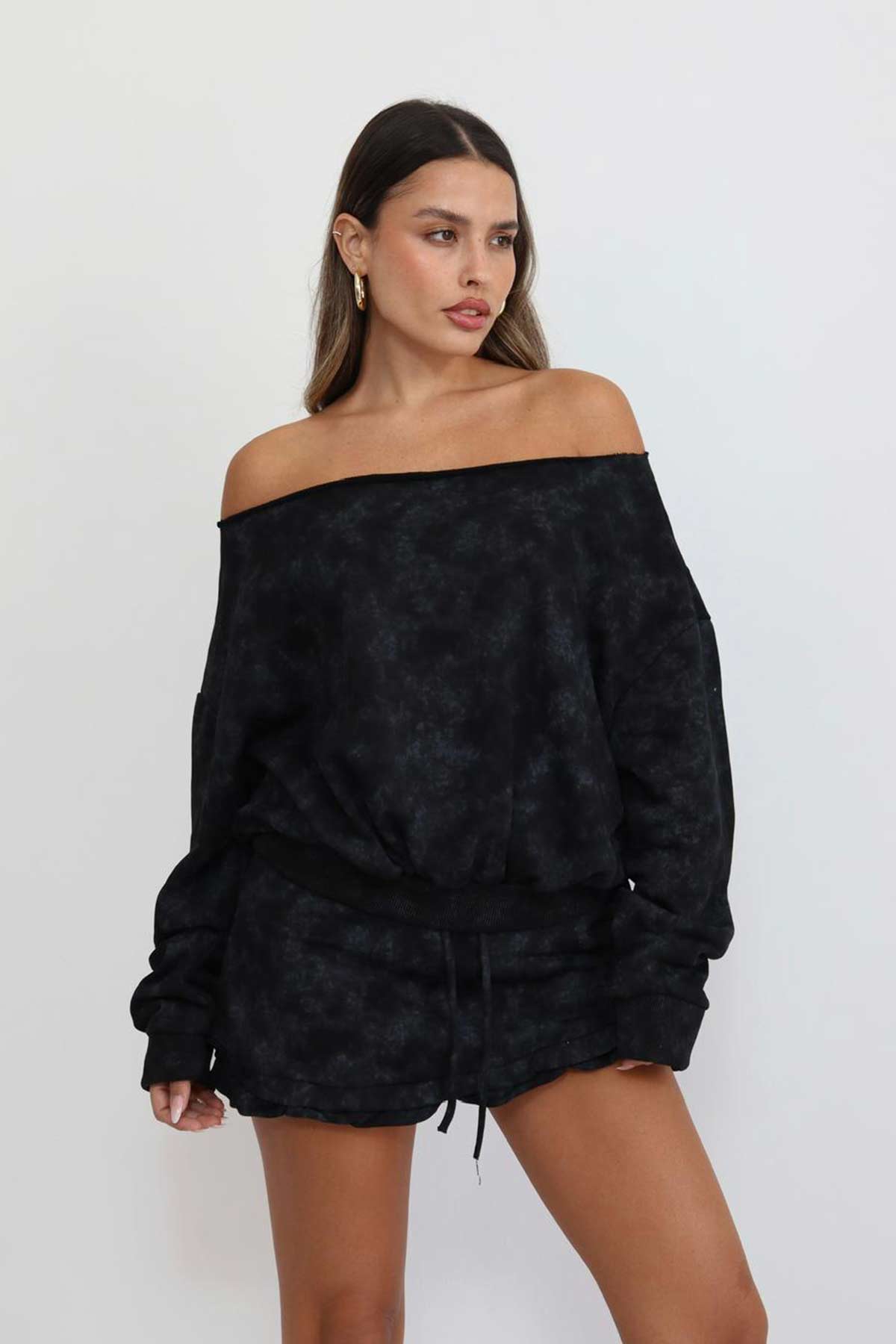 חליפת חצאית ביילי