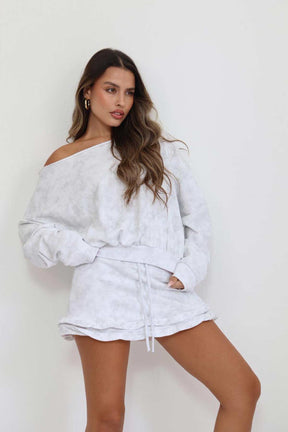 חליפת חצאית ביילי