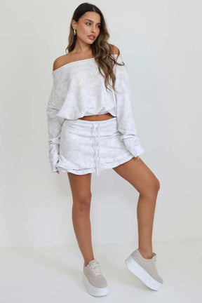 חליפת חצאית ביילי