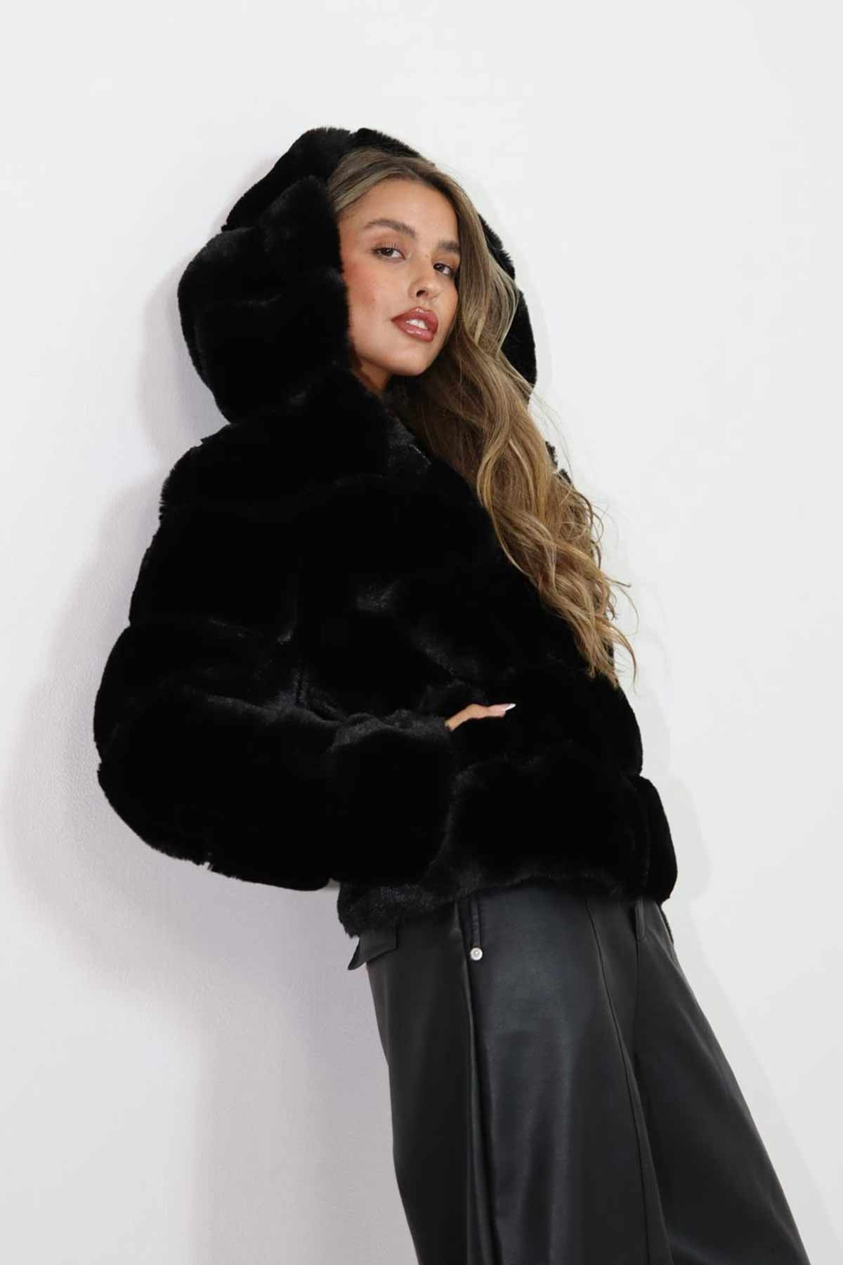 ג׳קט בומבר דומיניק