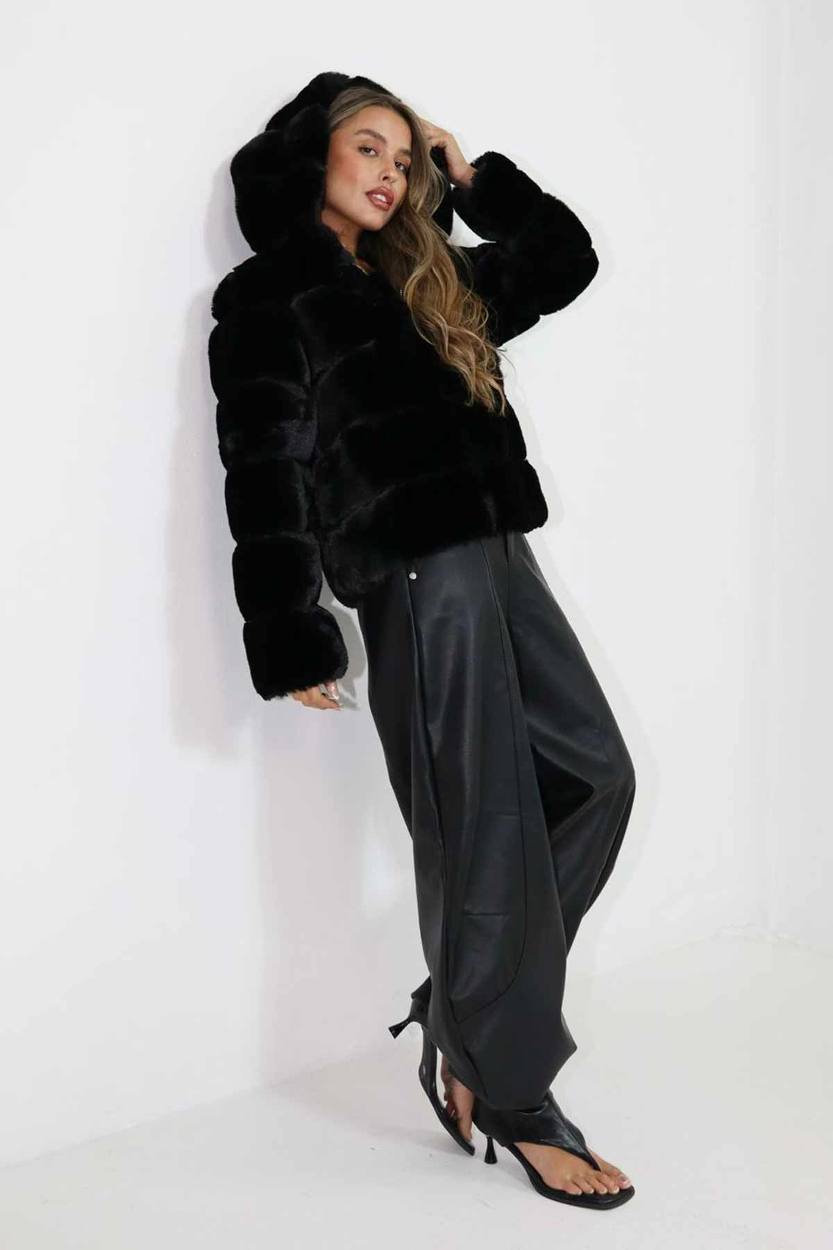 ג׳קט בומבר דומיניק