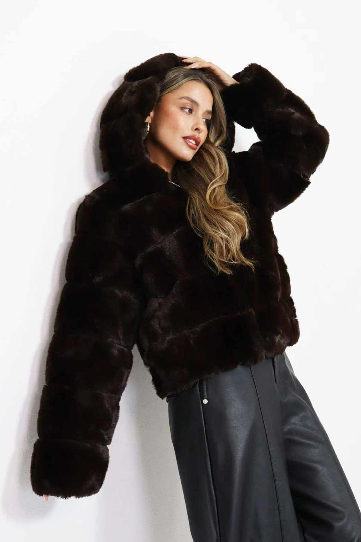 ג׳קט בומבר דומיניק